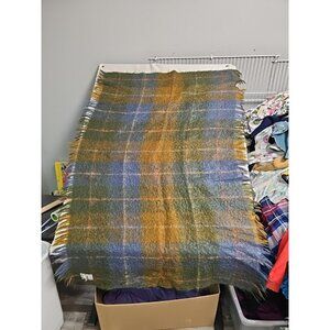 AVOCA Hand Weavers Mohair Pure Wool  Throw  Made in Ireland 54” x 36” Checkered